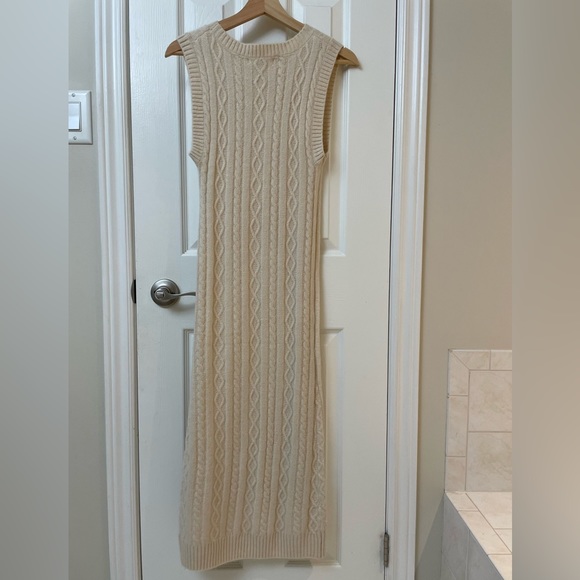 Cozy Cable Knit Sweater Dress - great under a blazer - Picture 3 of 9